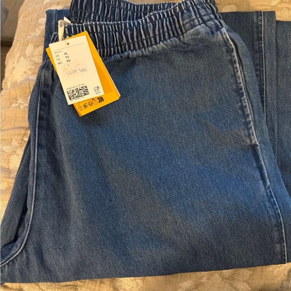 Women’s Elastic Waist Blue Denim Jeans
